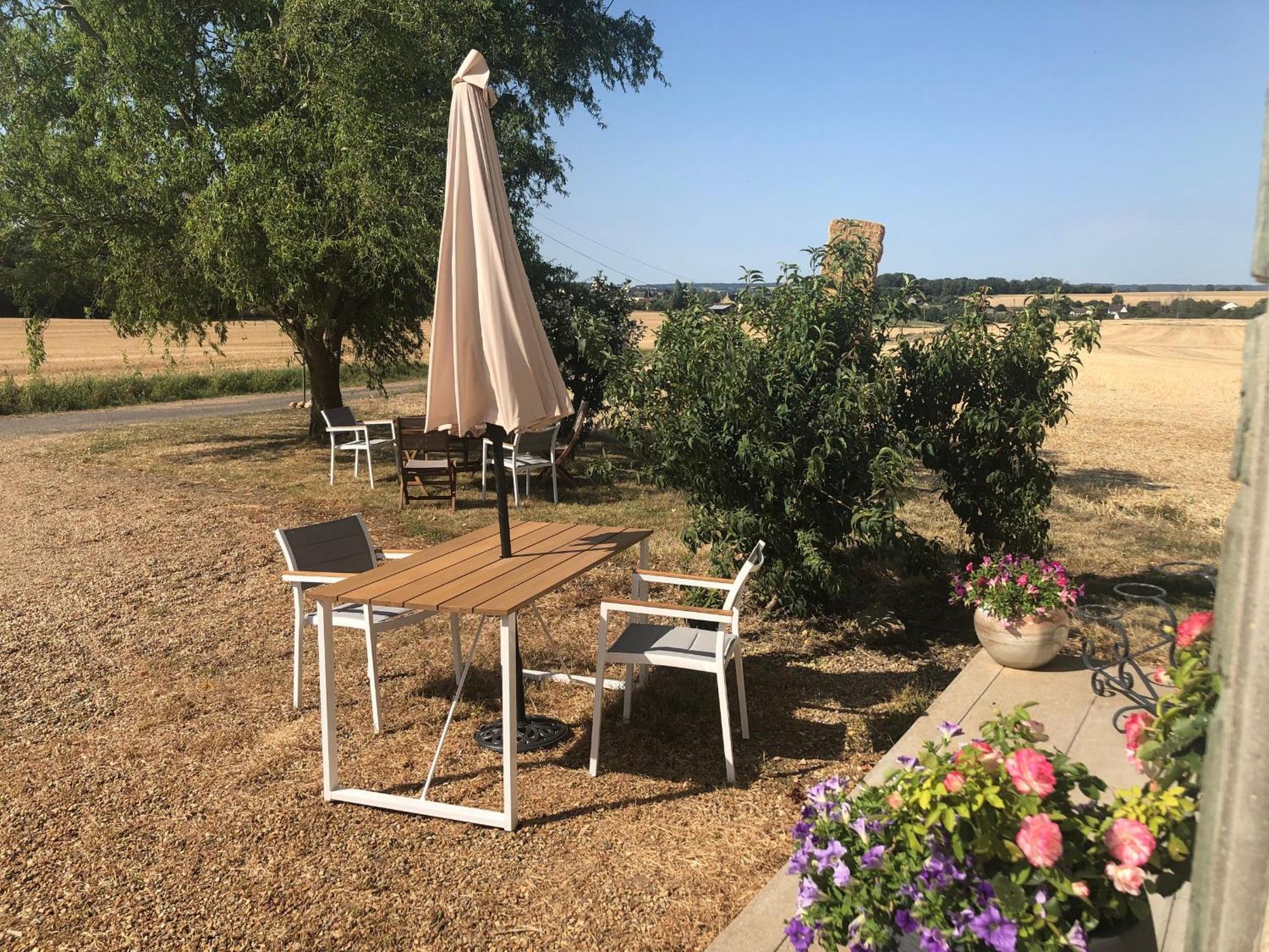 Gite Confort Au Coeur De La Vallee Du Loir : 4 Ch, Jardin, Fibre, Bbq, Proche Chateau - Fr-1-410-274 Ruille-Sur-Loir 외부 사진